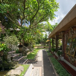 Nuaja Balinese Guest house